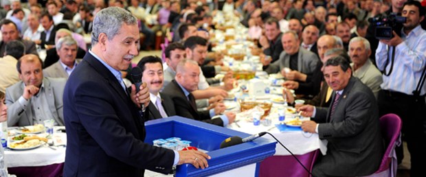 Arınç: 'Muhalefet partileri sabıkalı'