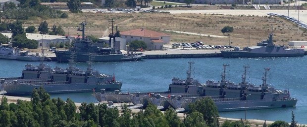 foça deniz üssü.jpg