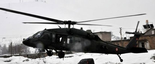 Askeri helikopterden zorunlu iniş