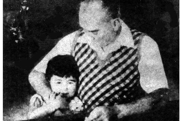 Ataturk'un çocuk sevgisi