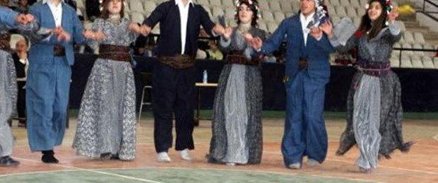 Ayakkabısız oynadılar, puanları silindi
