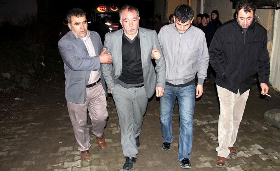 Şehidin babası Naci Ünalan (Soldan iki)