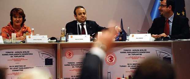 Bağış'tan Hollandalı vekile: Saygısız!
