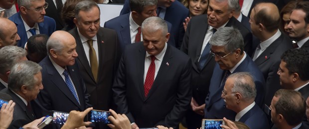 bahçeli2.jpg