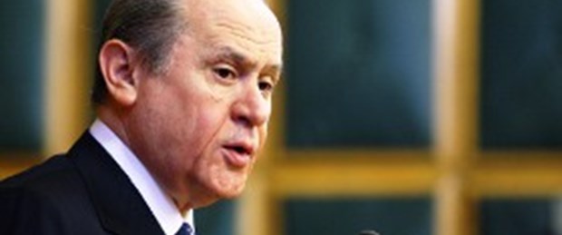Bahçeli: Kandil’e Türk bayrağını diksin