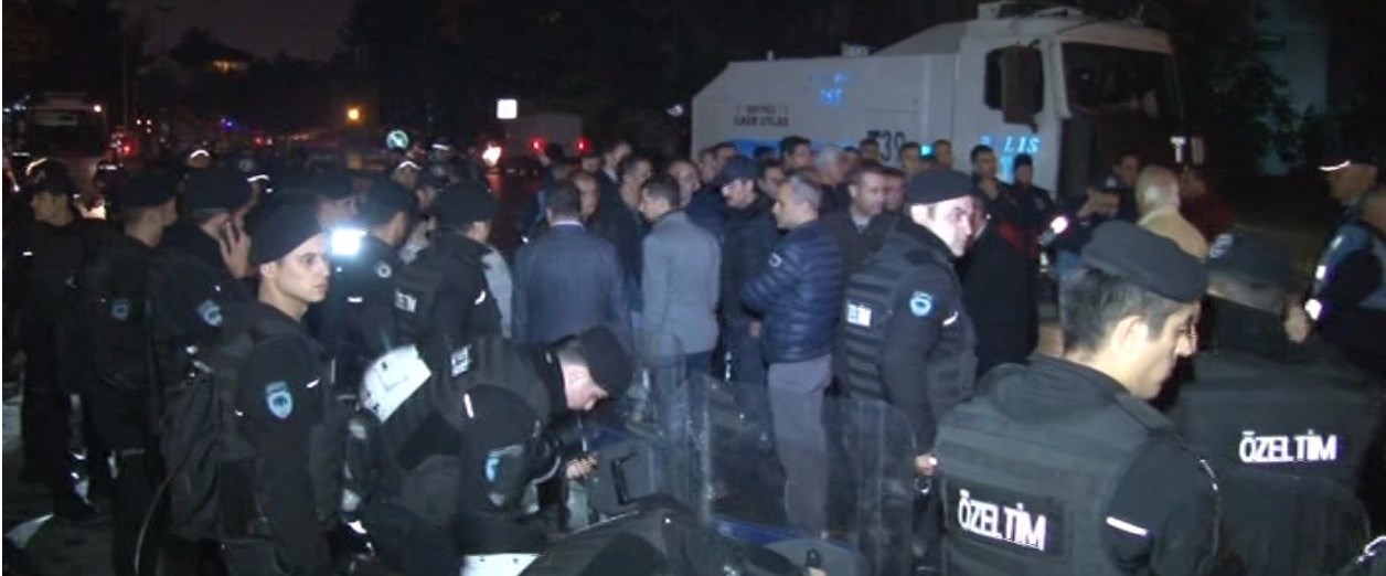 Bakırköy Belediyesi'nin yıkım kararı aldığı...