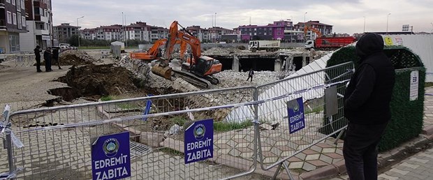 balıkesir-avm-duvar.jpg