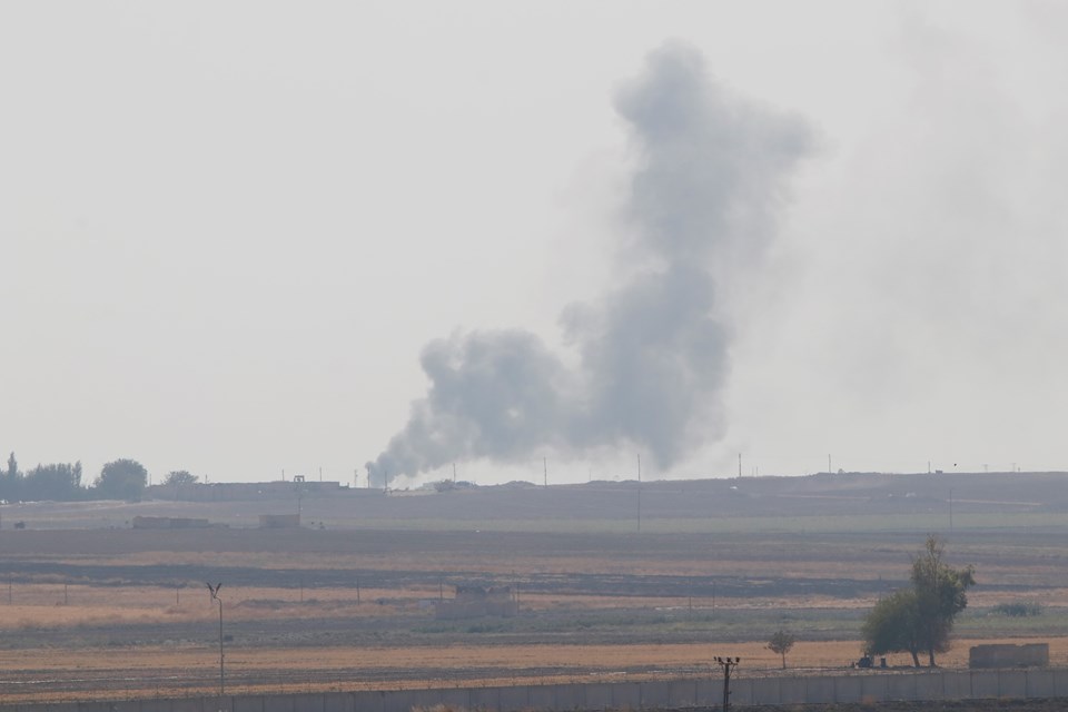 Tel Abyad'daki terör hedefleri obüs atışlarıyla vuruluyor