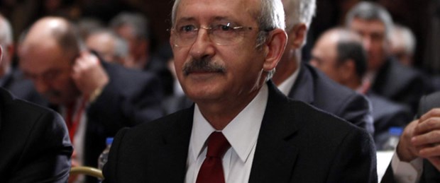 'Başbakan'dan özür bekliyoruz'