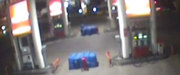 Batman'daki saldırı anı kamerada