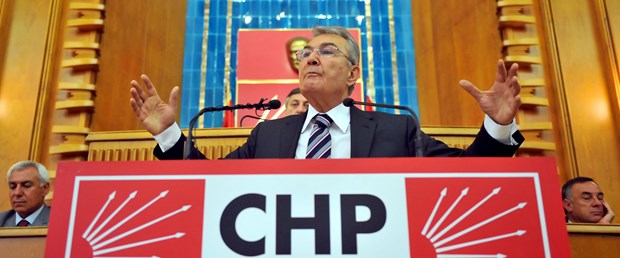 Baykal: PKK bayrağı serbest Azeri bayrağı yasak