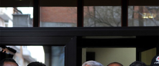 BDP'li 6 isme onay, İsa Gürbüz'e veto