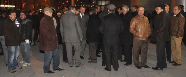 Belediye operasyonunda 4 kişi serbest