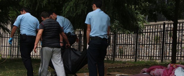 cami bahçesi ceset.jpg