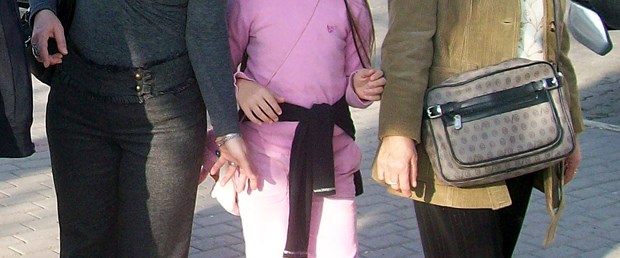 Bir aile daha yok oldu