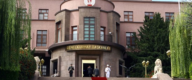 Bir general daha istifa etti