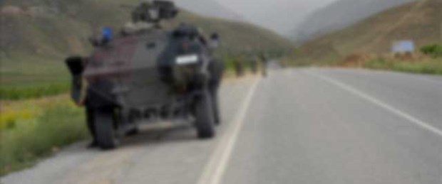 Bitlis'te askeri konvoya bombalı saldırı