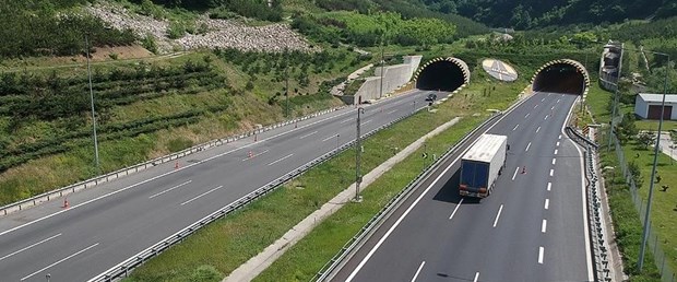 bolu dağı tüneli ankara yönü.jpg