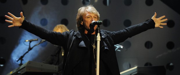 Bon Jovi geliyor