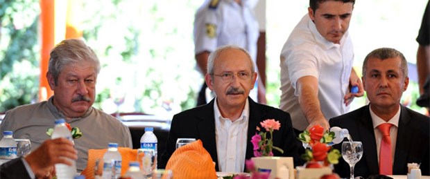 'Bu kurultay kara bir sayfadır'