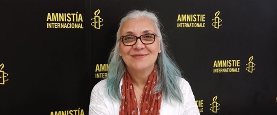 Gözaltına alınanlar arasında Uluslararası Af Örgütü Türkiye Temsilcisi İdil Eser de bulunuyor.