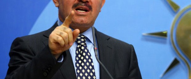 Çelik: Deniz Baykal iftira atıyor