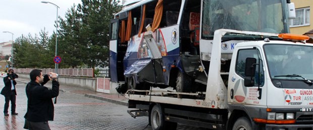 Cenaze dönüşü kaza: 2 ölü