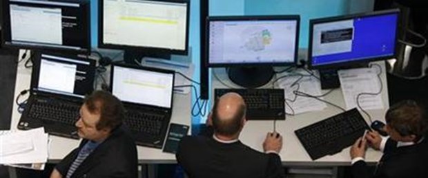 Çevrimiçi ağlar e-postadan daha popüler