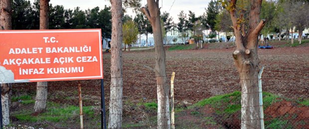 Cezaevinden para kasası çalındı