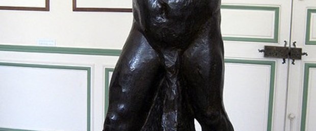 'Çıplak Balzac' çalındı