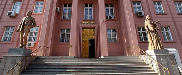yargıtay-leğen-silah270915.jpg