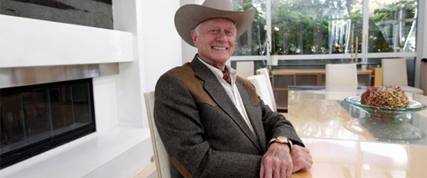 Dallas’ın J.R.’ı yaşamını yitirdi