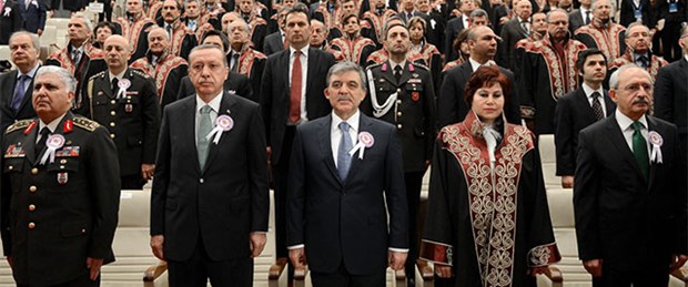 Danıştay'da gerginlik, Erdoğan salonu terk etti