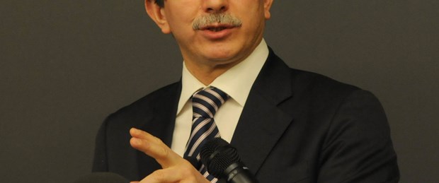 Davutoğlu: 1915’i tarihçiler incelesin