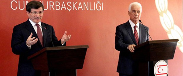 Davutoğlu'dan Yunan mevkidaşına çağrı