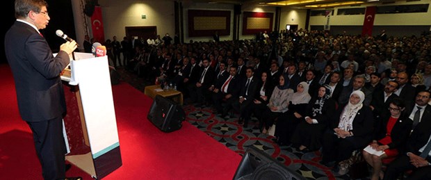 Davutoğlu'ndan kaygılarla dolu yanıt
