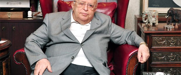 Demirel: Özal zehirlenmedi, tüm laflar safsata