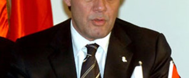 Demirören: Küfür edenler hesap verecek