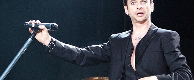 Depeche Mode'un solisti ameliyat oldu
