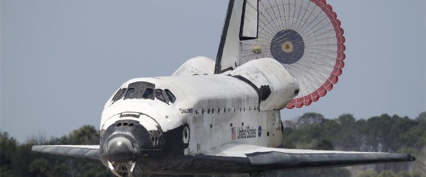 Discovery'den uzaya veda