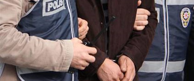 Diyarbakır'da 5 doktor tutuklandı