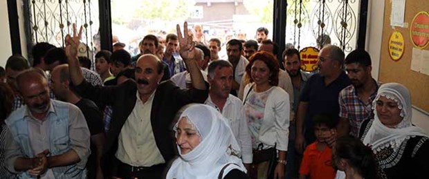 Diyarbakır'da Kürtçe okul gerginliği