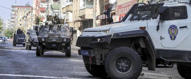 polis-operasyon-02-11-15.jpg