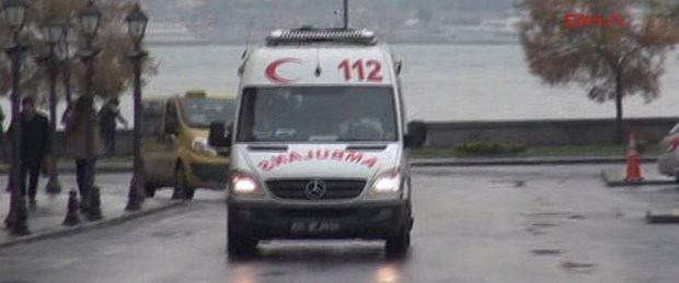 Dolmabahçe'de 1 polis yaralı