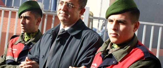 Dönmez'e duruşmada acı haber