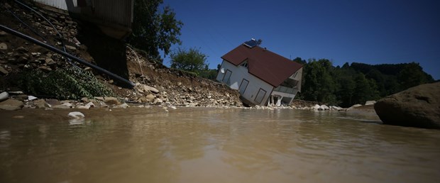 düzce sel.jpg