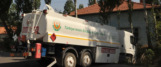 El frenini çekmeyi unutunca