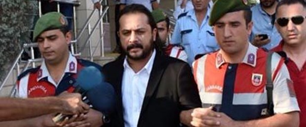 emrah serbes.jpg