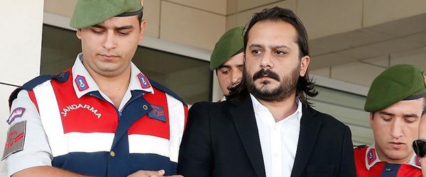 emrah serbes.jpg
