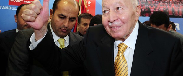 Erbakan 11 yıl sonra yeniden siyaset sahnesinde